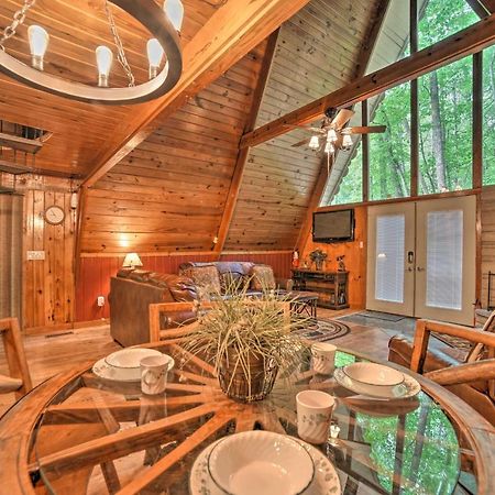 A-Frame Gatlinburg Cabin With Deck And Private Hot Tub Villa Exterior photo